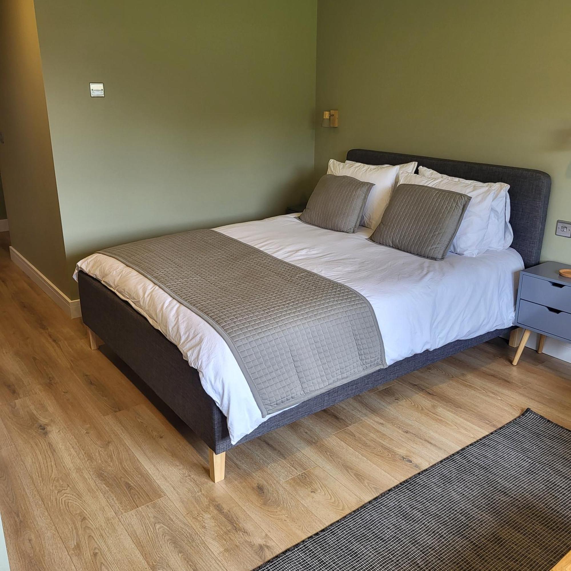 Open Acres Accommodation And Airport Parking Backwell 외부 사진