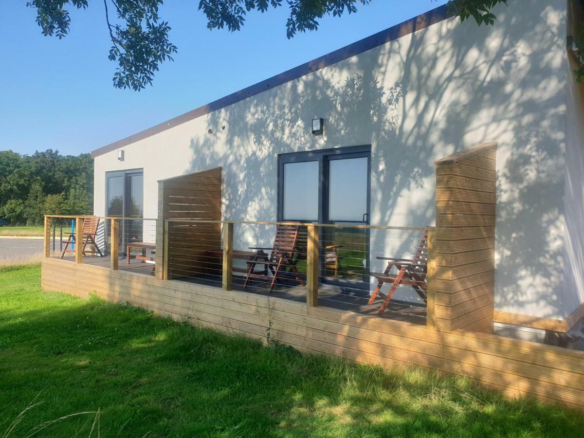 Open Acres Accommodation And Airport Parking Backwell 외부 사진